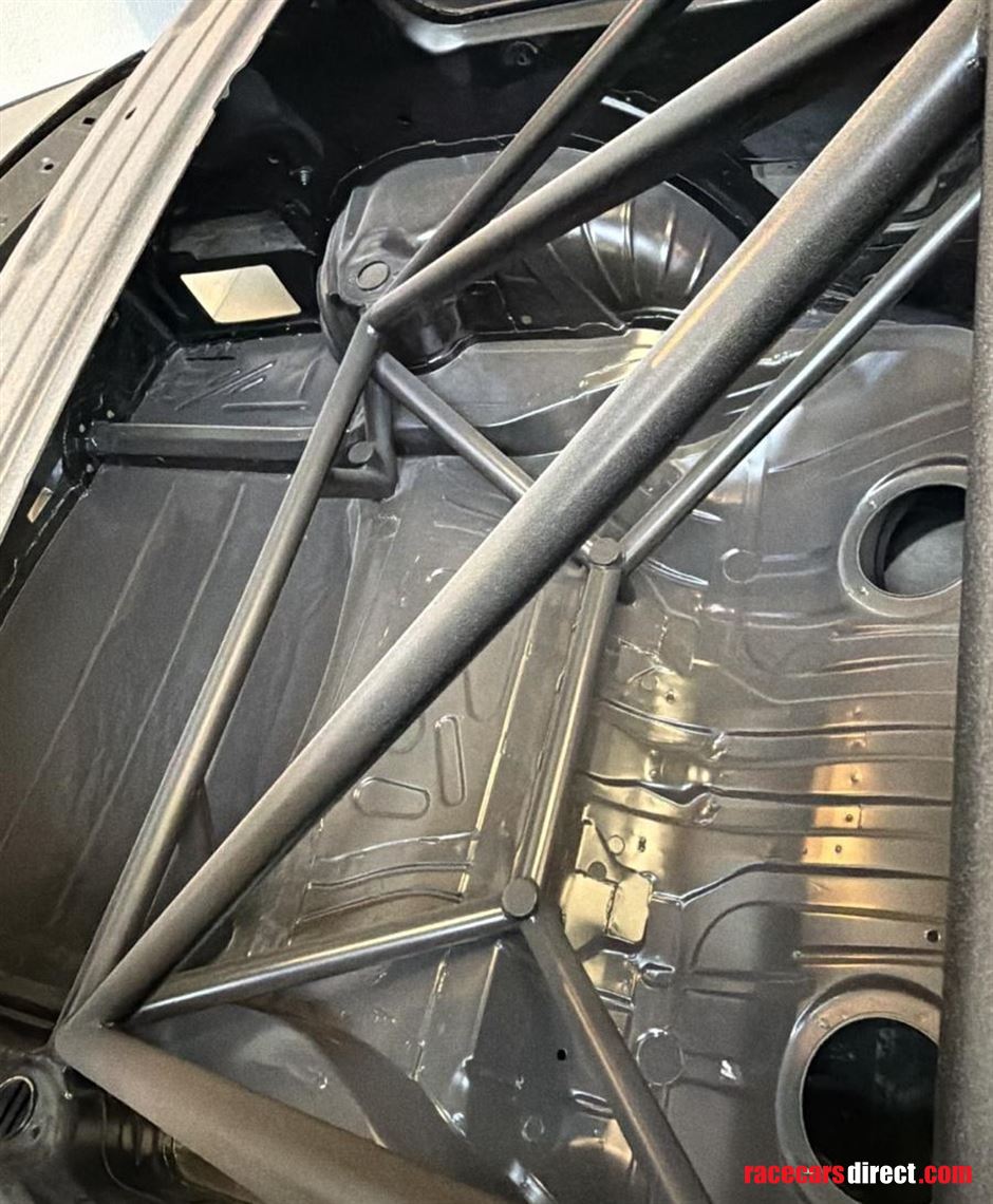 bmw-e46-m3-fia-rollcage-ireco-mot