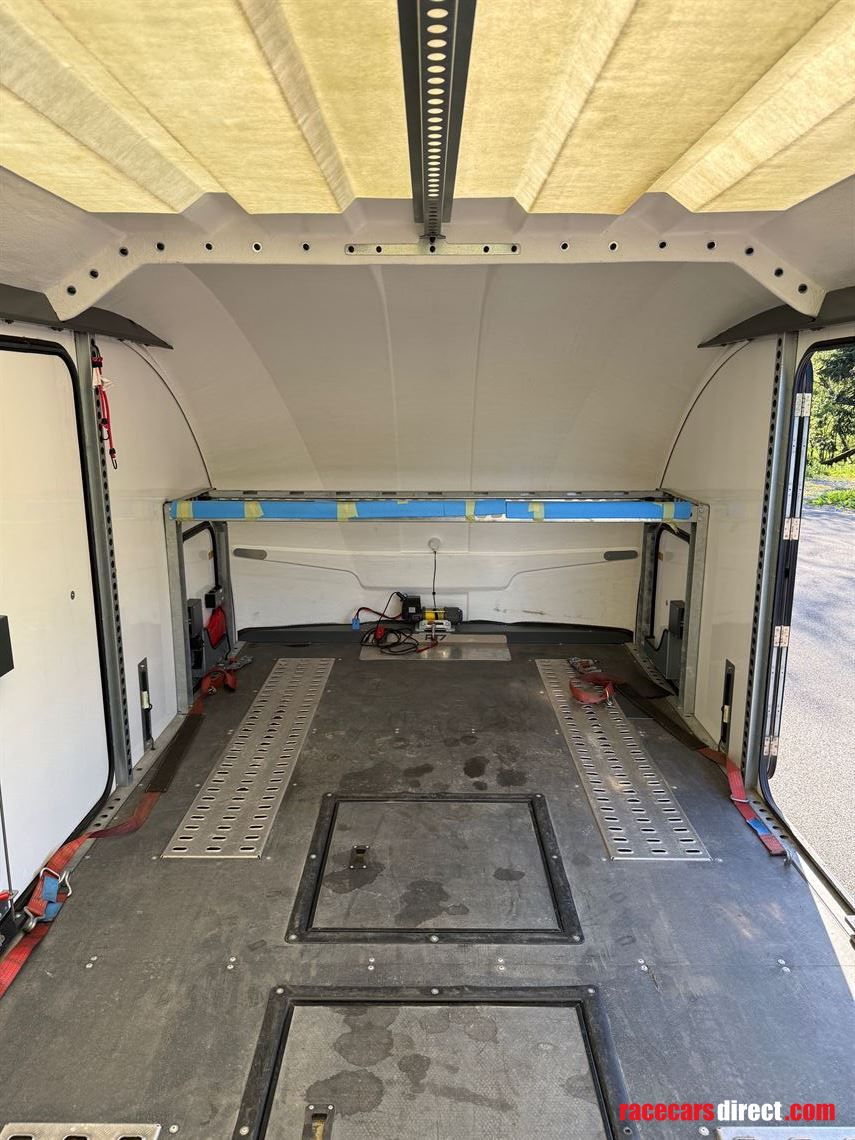 very-high-spec-brian-james-rt7-trailer