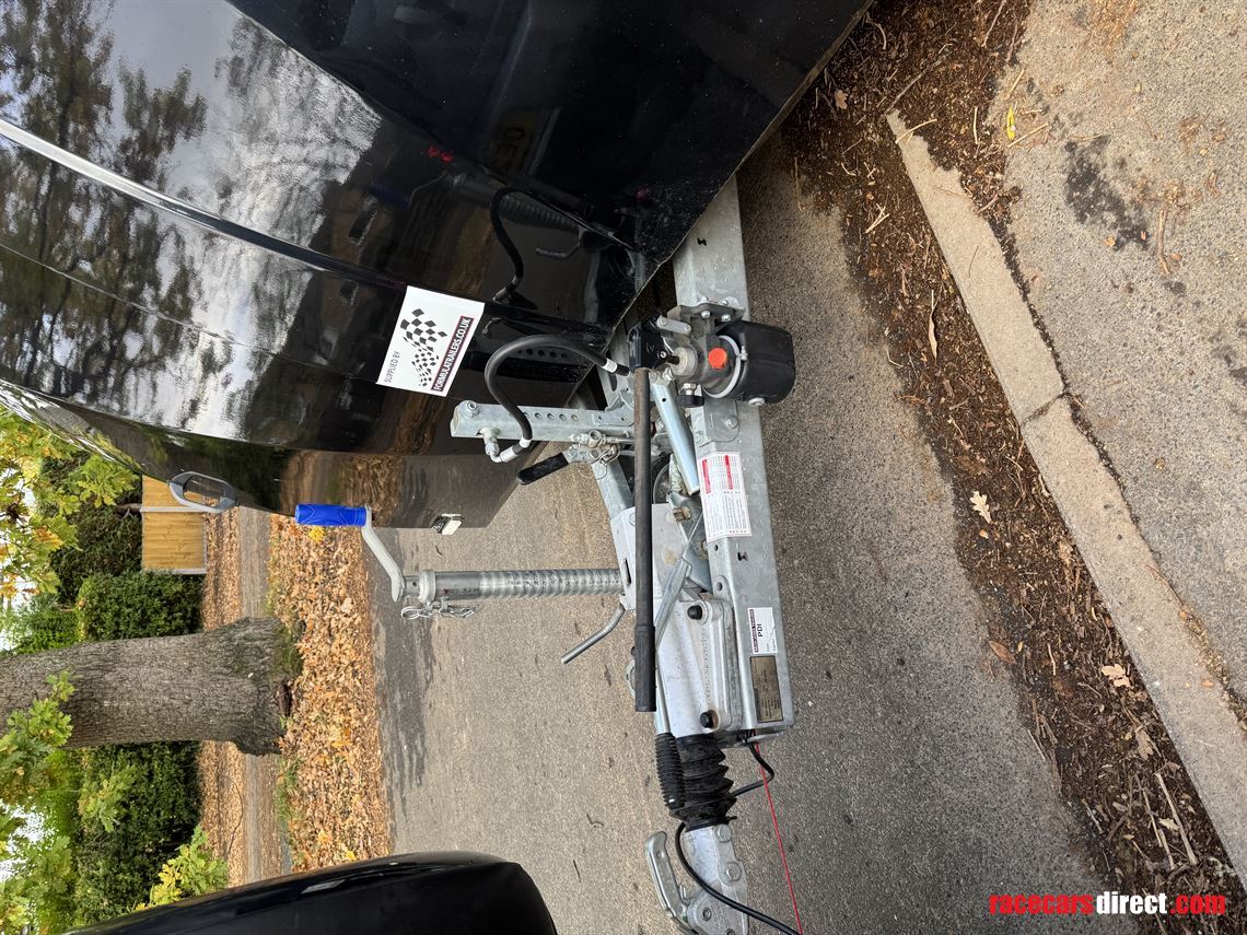 brian-james-race-transporter-4-black-2024