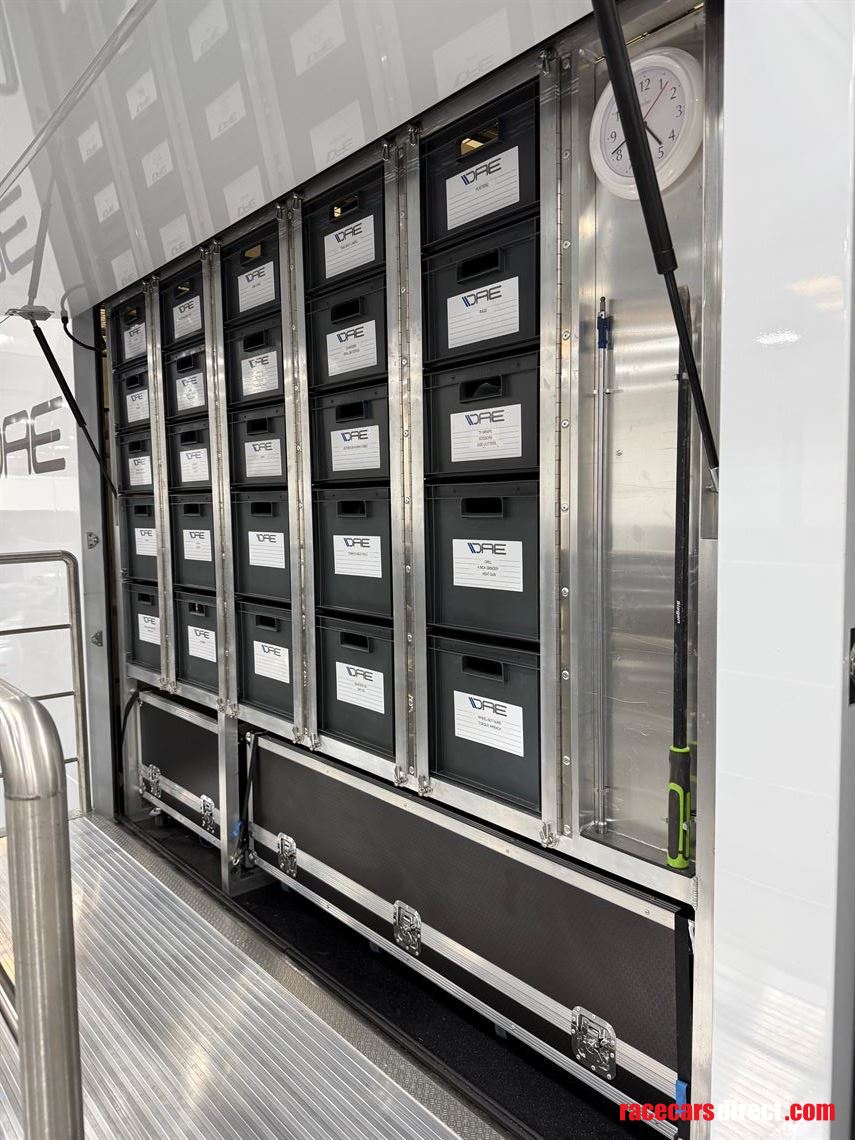 iveco-daily-72-180-rallyrace-support-van