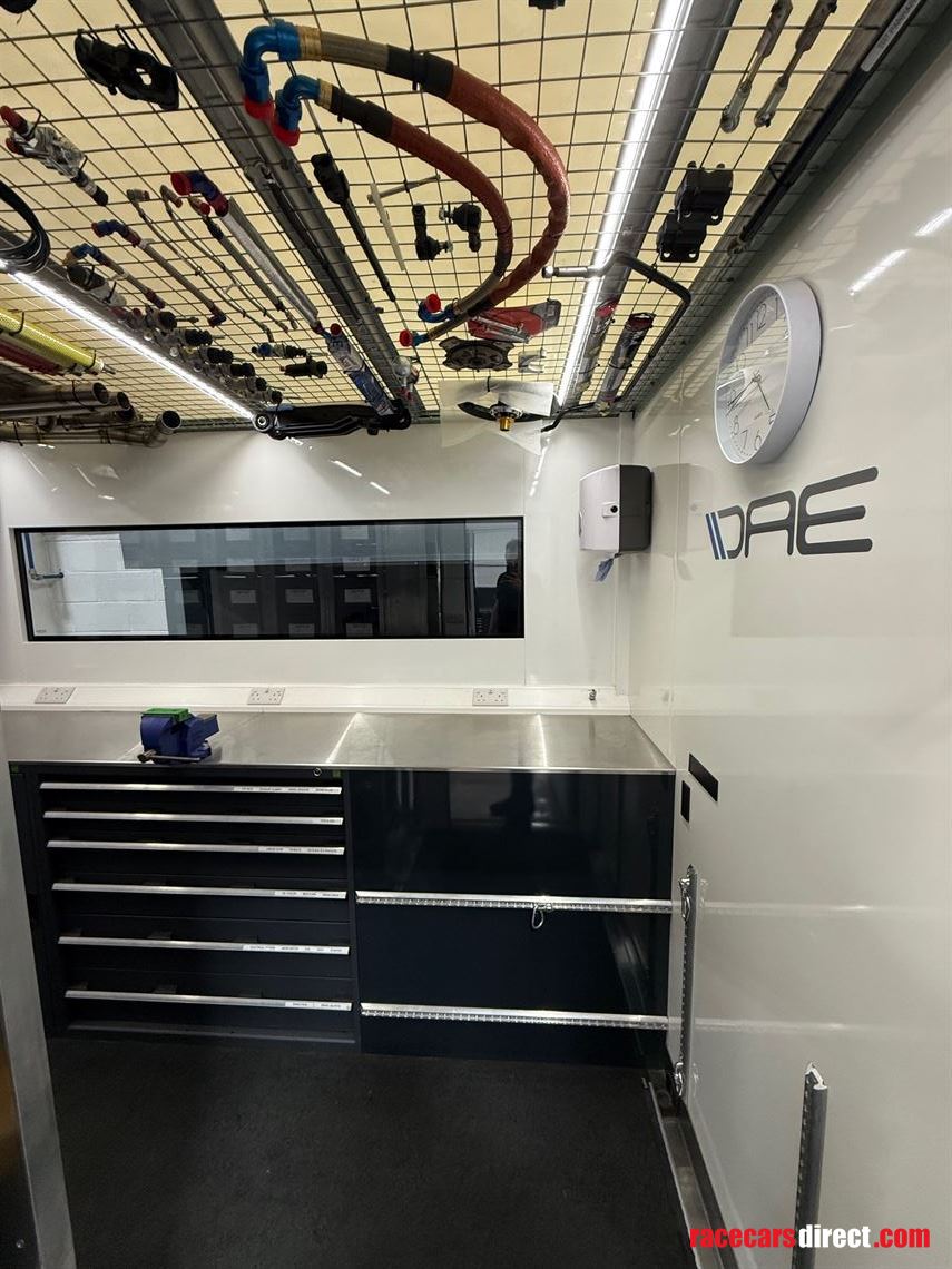 iveco-daily-72-180-rallyrace-support-van