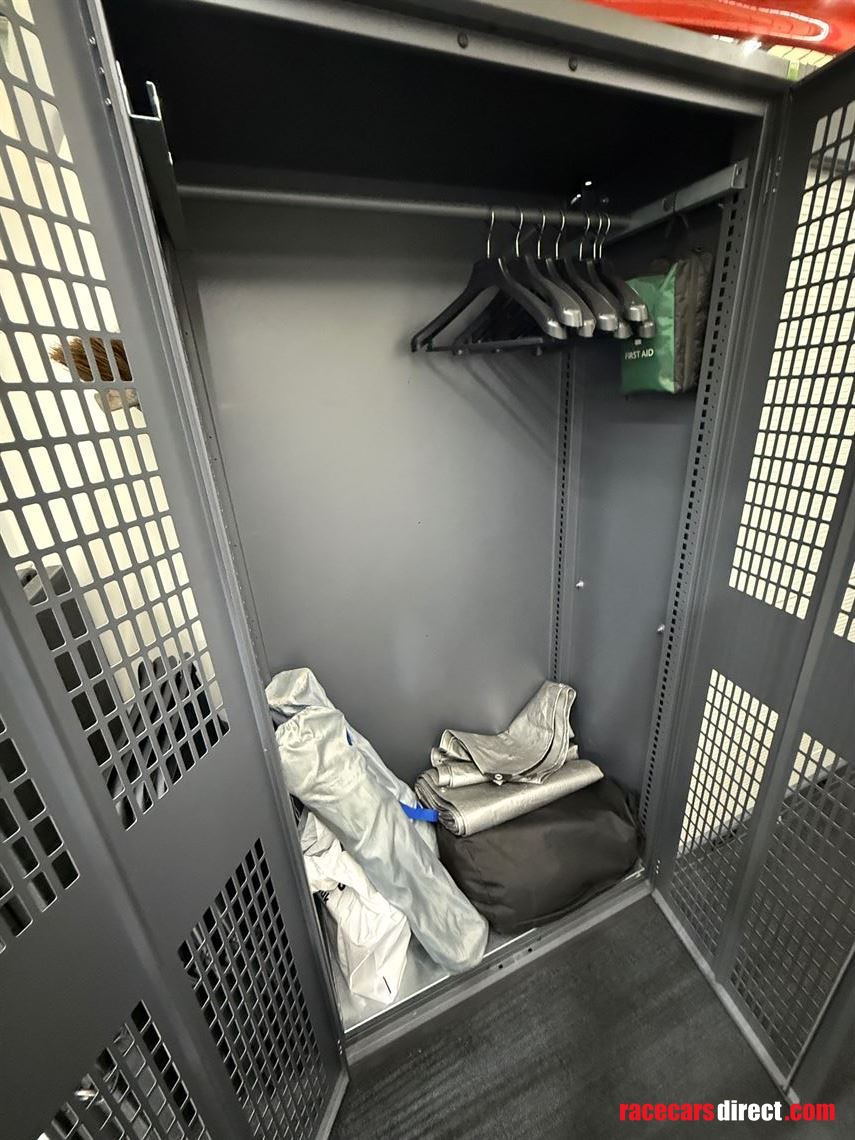 iveco-daily-72-180-rallyrace-support-van