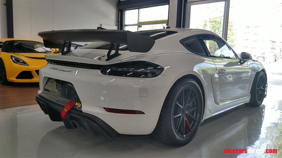 porsche-cayman-718-gt4rs-clubsport