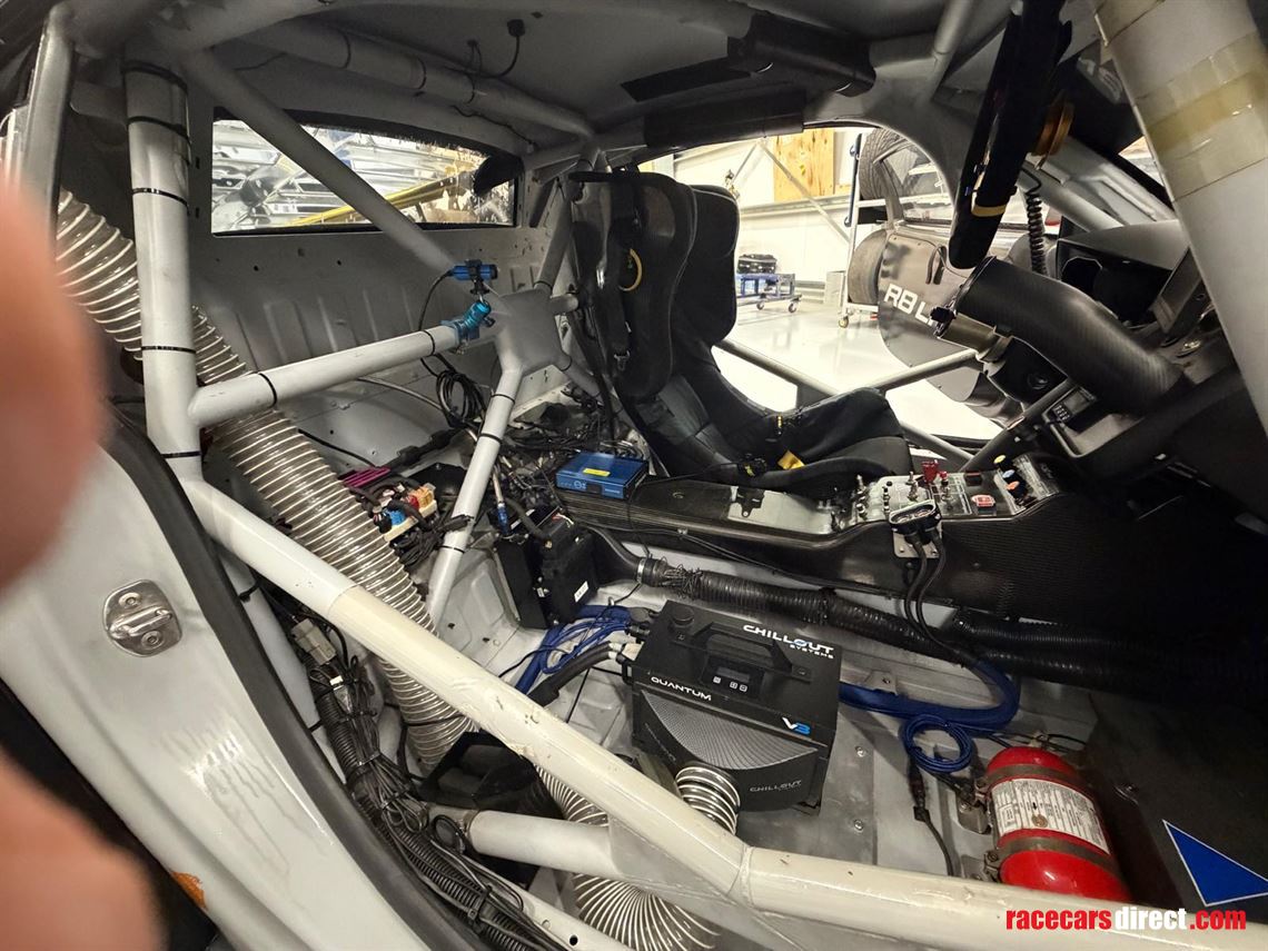 2014-audi-r8-lms-ultra-gt3---best-deal-with-s