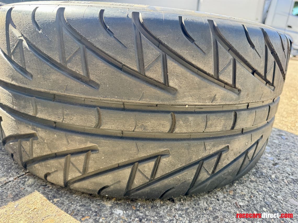 ligier-jsp4-spare-wheels-with-wets