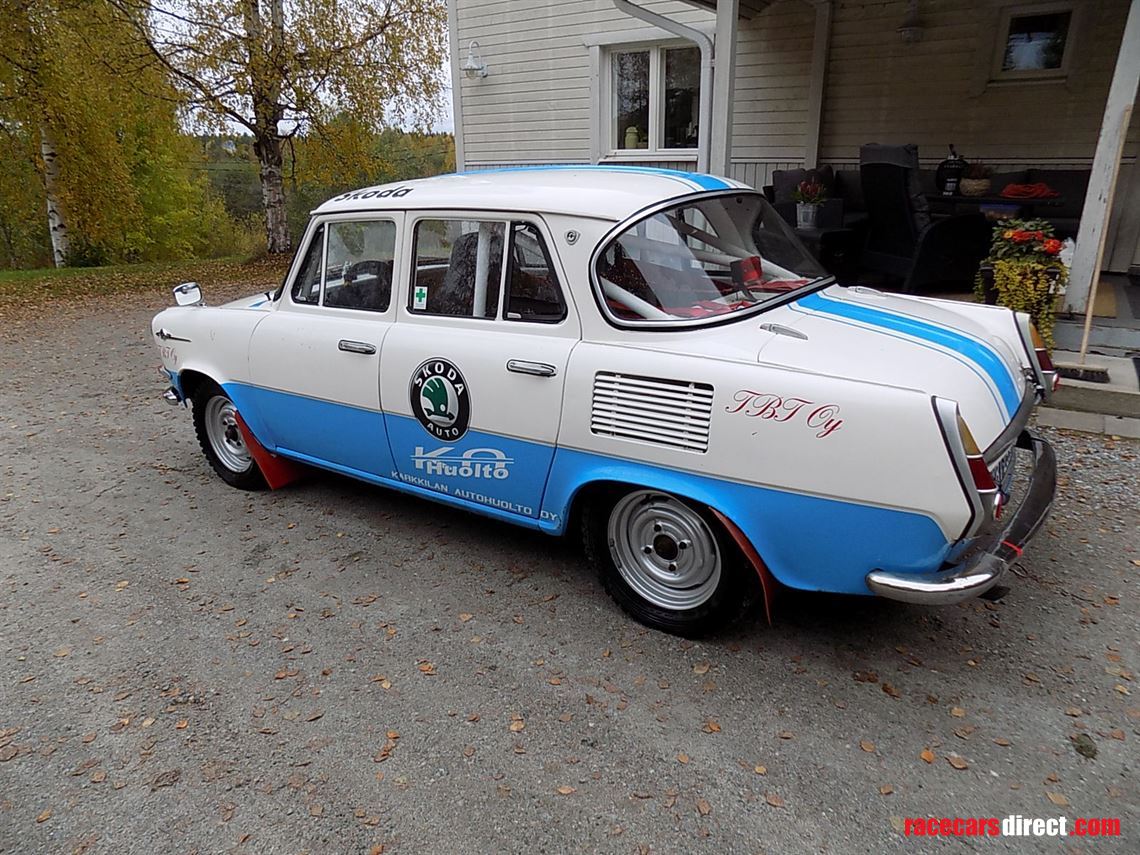 hictoric-skoda-mb1000