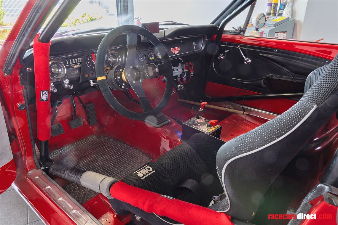 1965-ford-mustang-fia-289ci-race-car-alan-man