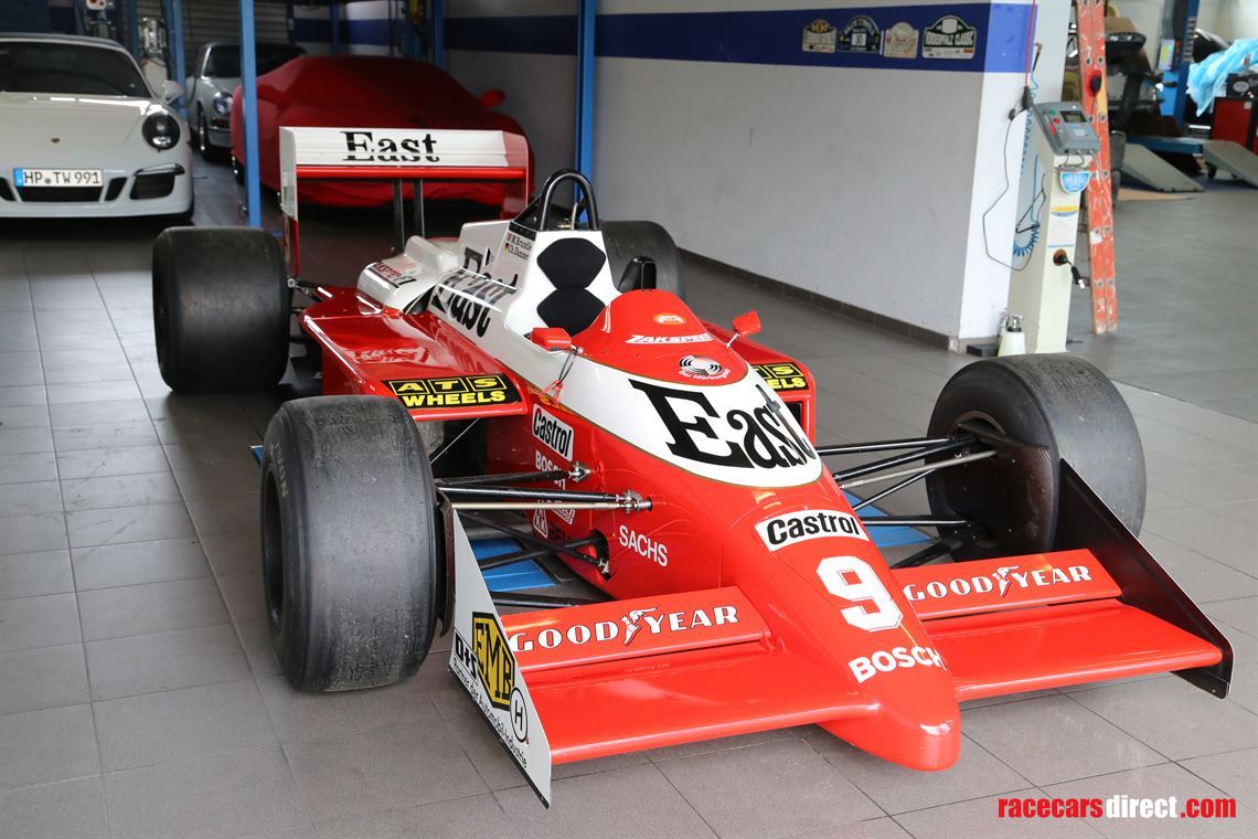 zakspeed-871-formula-1-car-from-1987-brundle