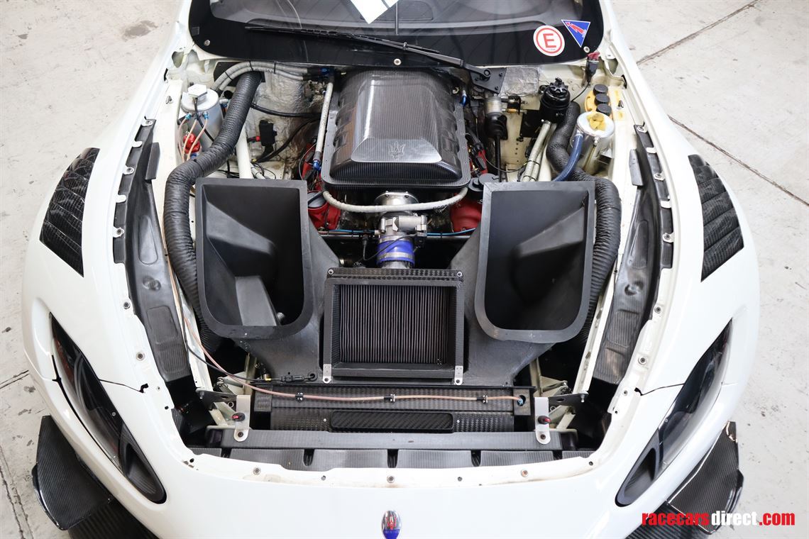maserati-granturismo-mc-gt3-race-car-rare-1-o