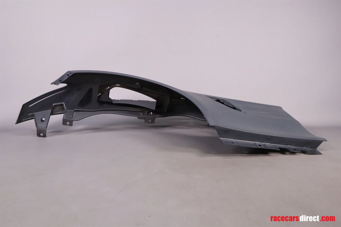 mercedes-amg-gtr-pro-front-fender-left