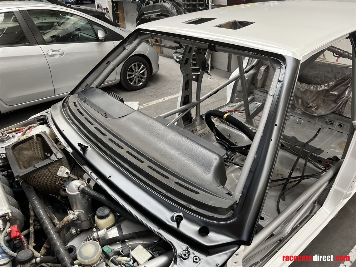 1989-lancia-delta-integrale-8v-gra-martini-ex