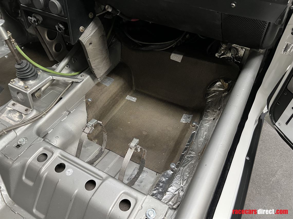 1989-lancia-delta-integrale-8v-gra-martini-ex