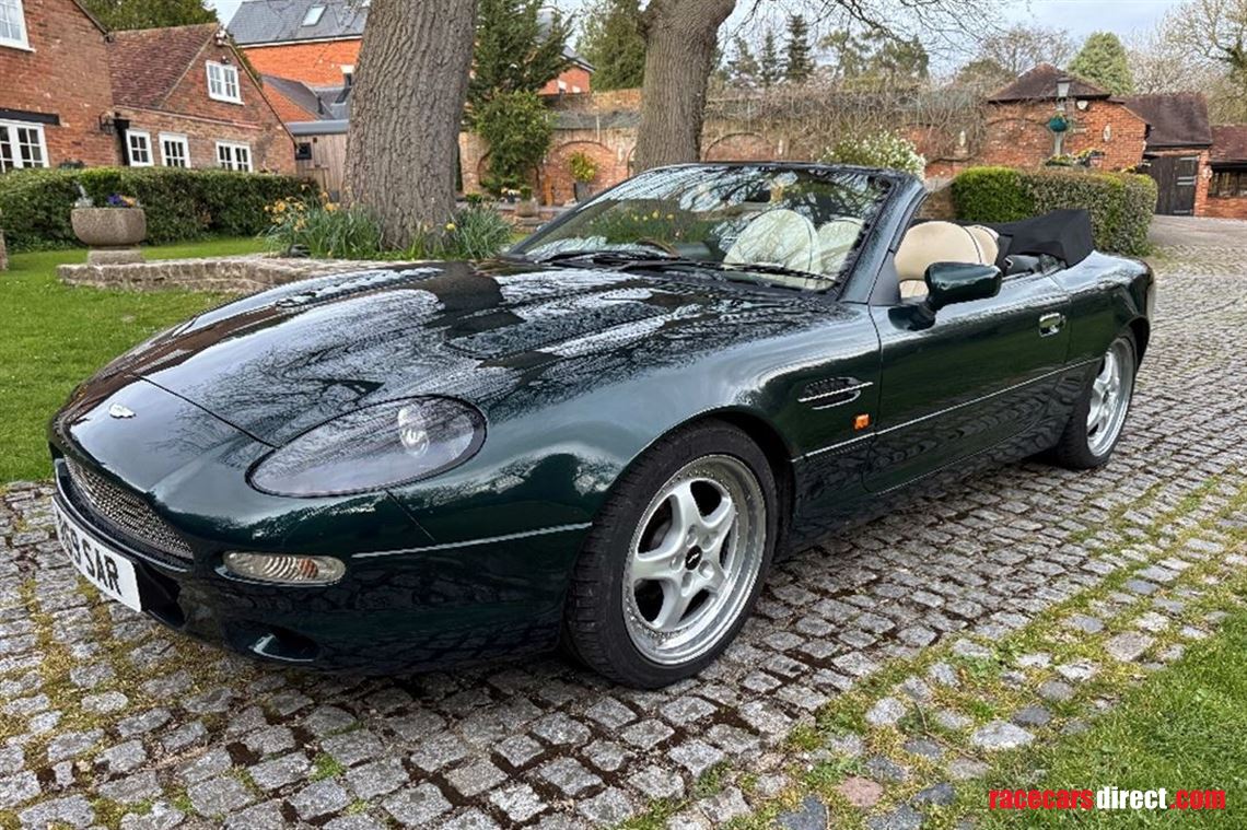 aston-martin-db7i6-volante