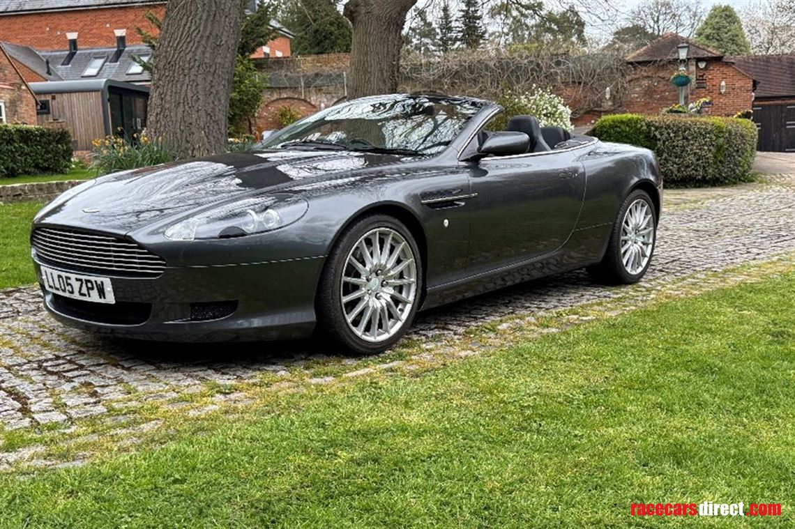 aston-martin-db9-volante