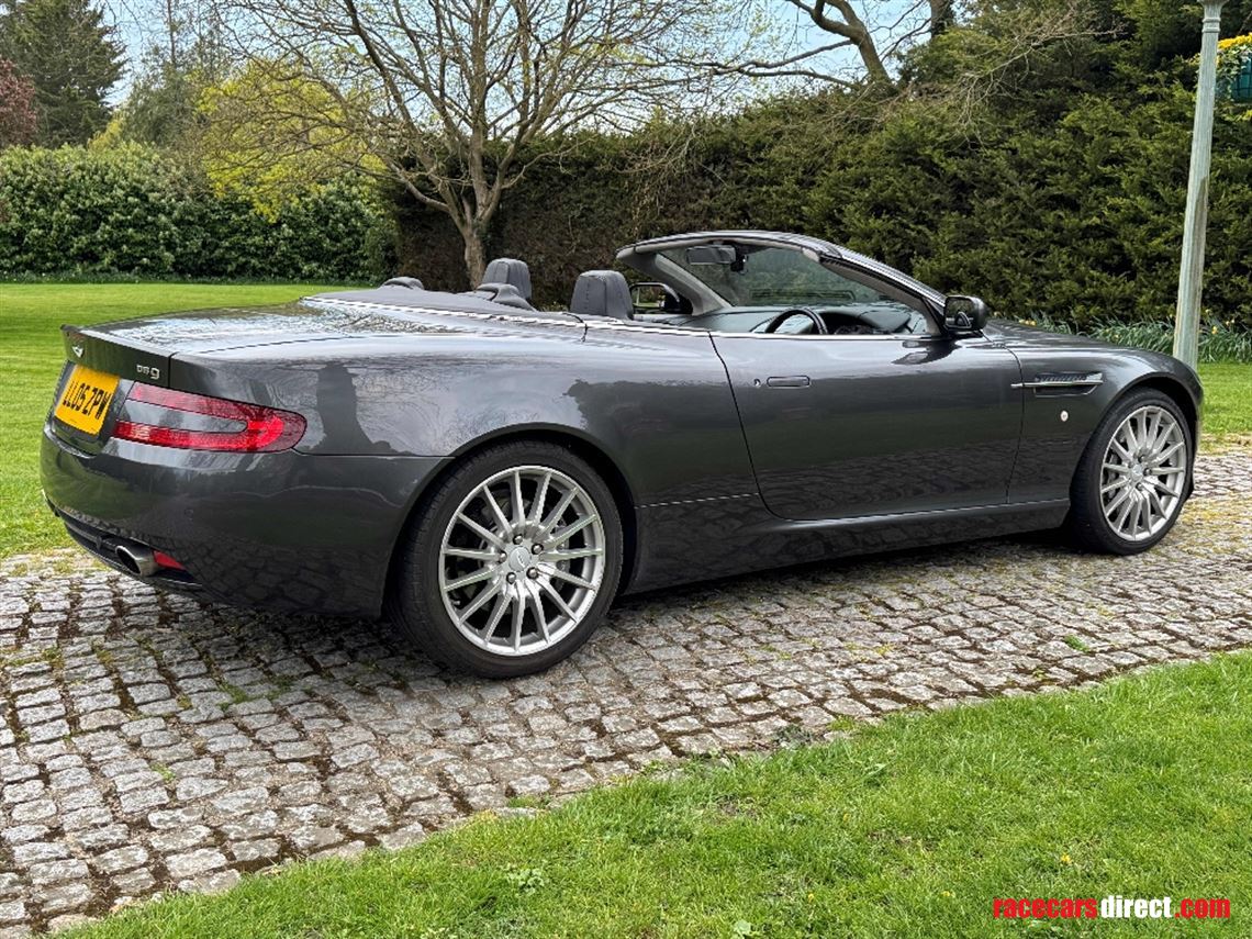 aston-martin-db9-volante
