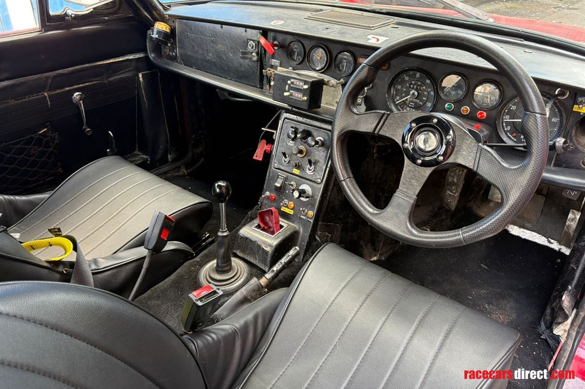 1967-reliant-scimitar-gt-se4a