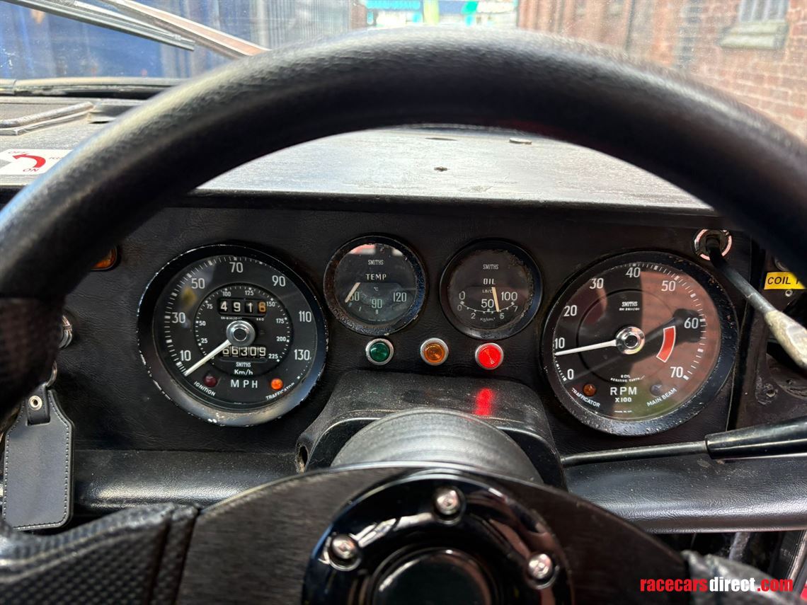 1967-reliant-scimitar-gt-se4a