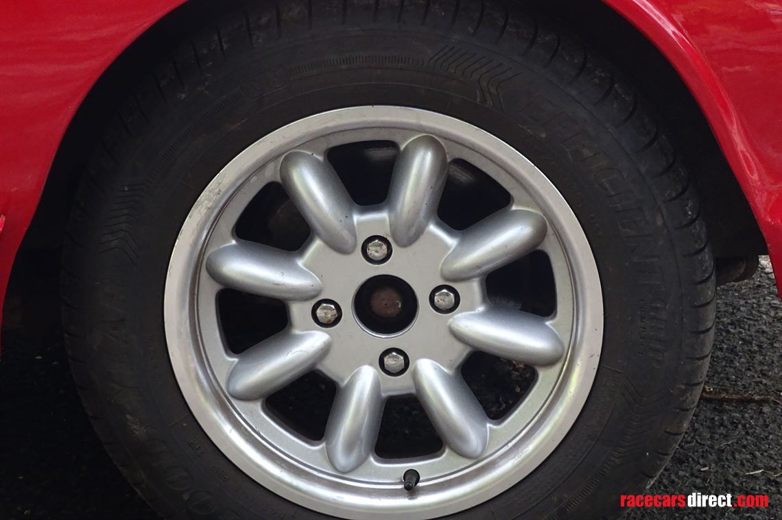 1967-reliant-scimitar-gt-se4a