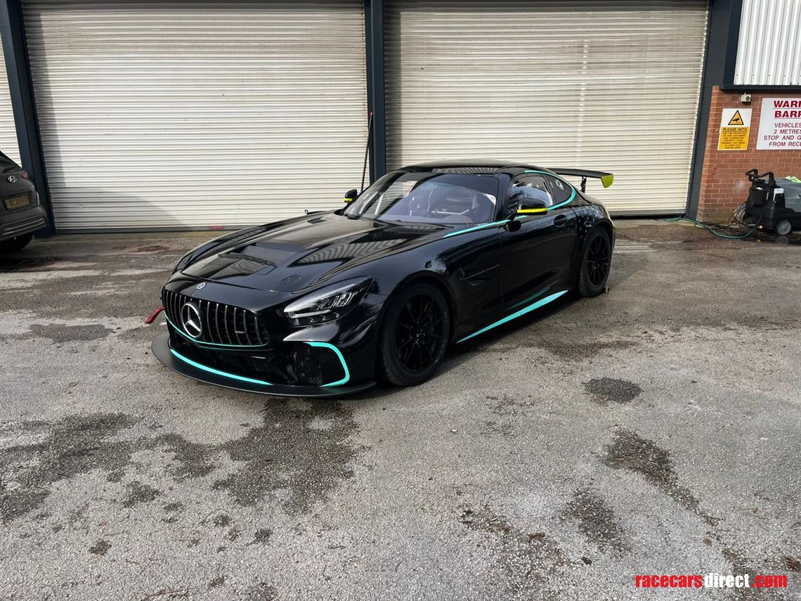 mercedes-amg-gt4