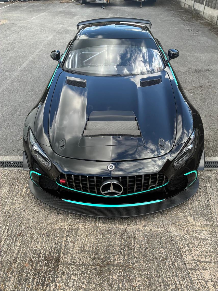 mercedes-amg-gt4