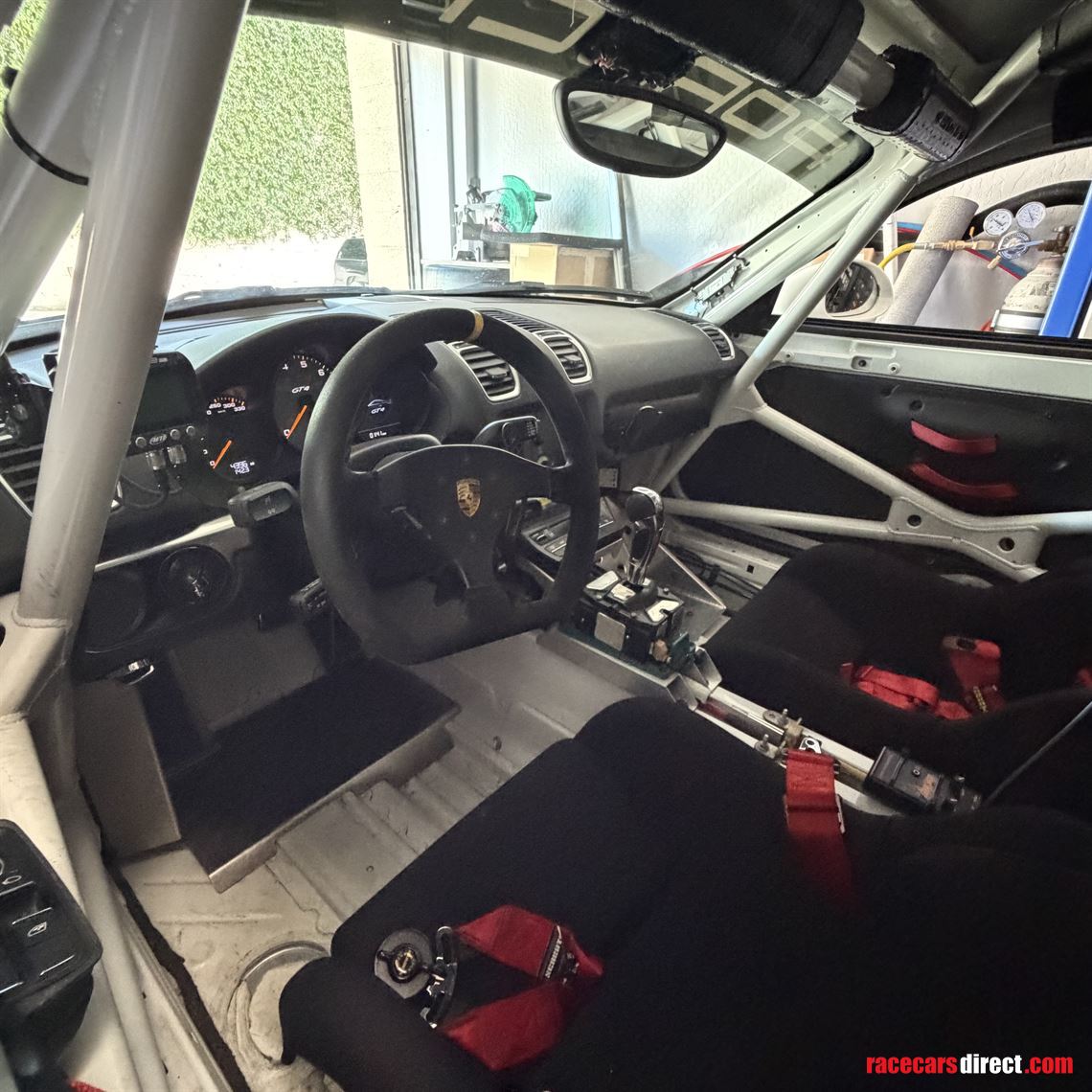 2016-porsche-981-gt4-clubsport