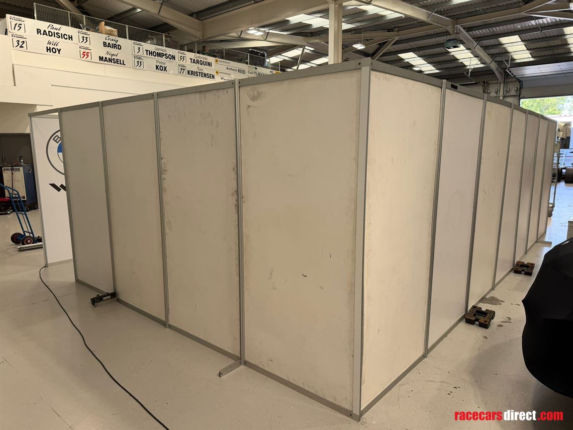 pit-garage-walling-set-up-for-a-single-car-pi