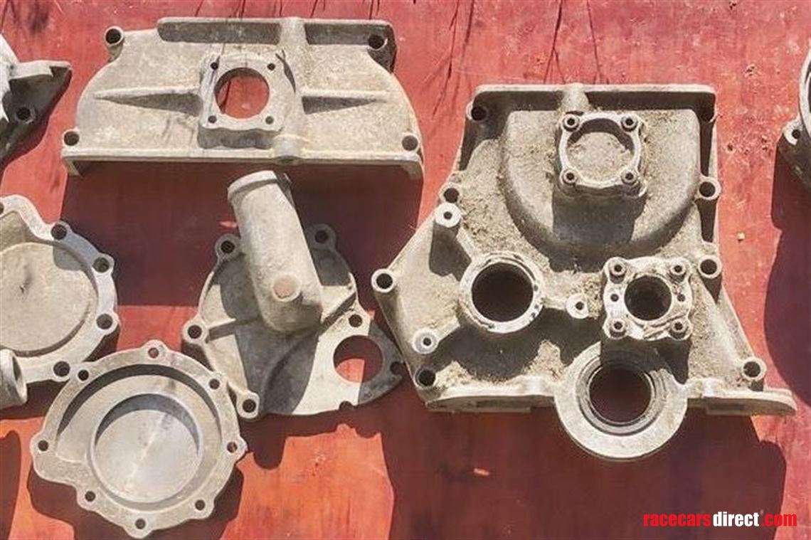 cosworth-fva---assorted-engine-castings