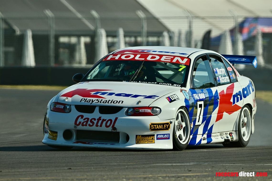holden-vt-commodore-v8-supercar-greg-murphy