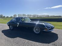 jaguar-e-type-1961-fhc-flat-floor