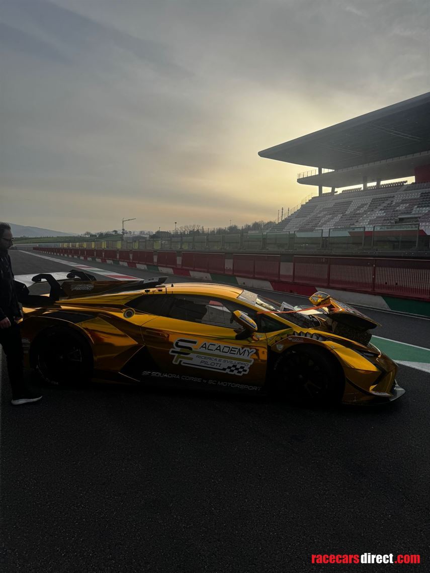 lamborghini-huracan-super-trofeo-evo2