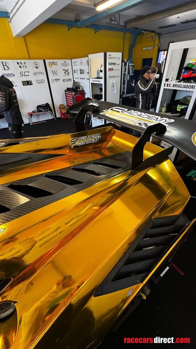 lamborghini-huracan-super-trofeo-evo2