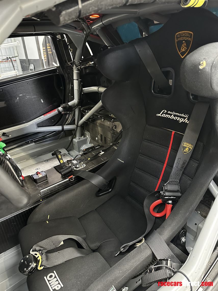 lamborghini-huracan-super-trofeo-evo2