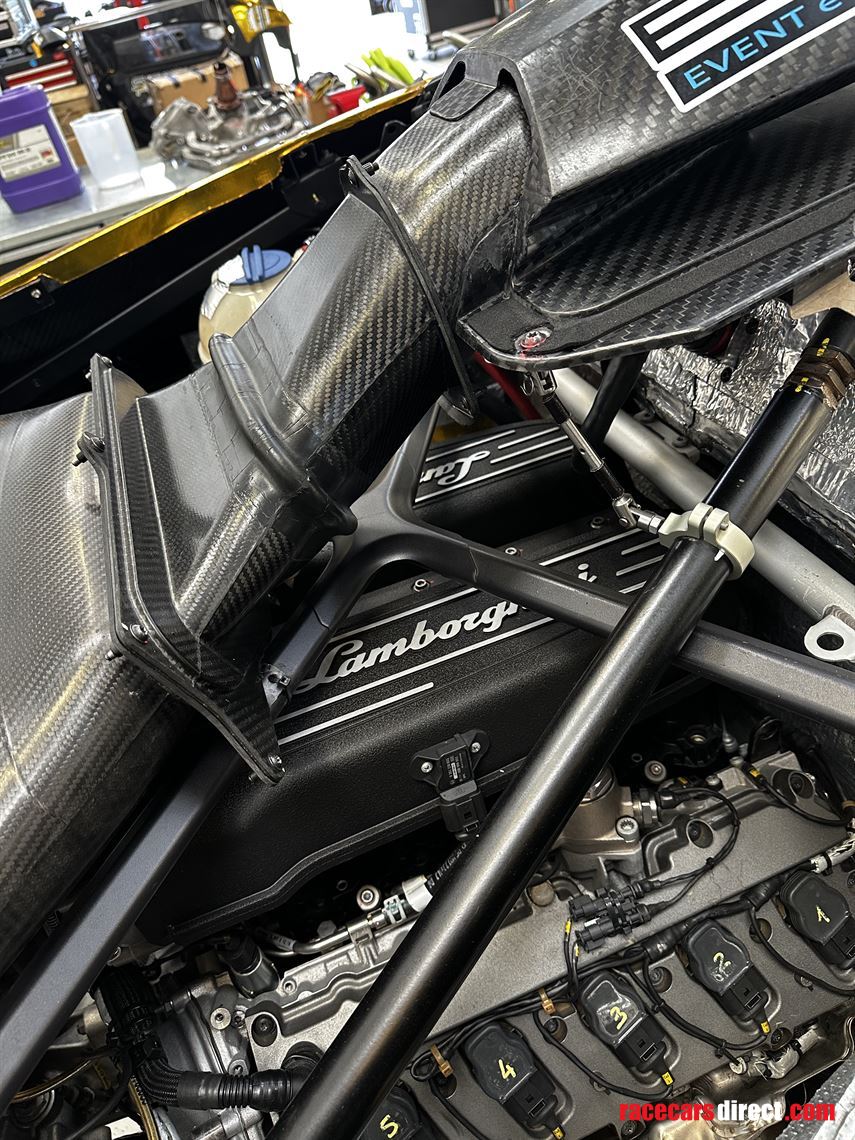 lamborghini-huracan-super-trofeo-evo2