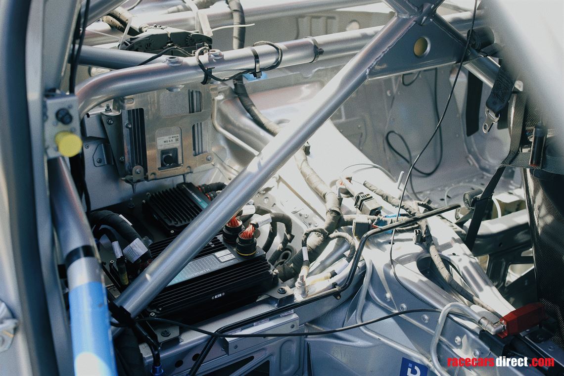 2025-porsche-carrera-cup-car-with-abs