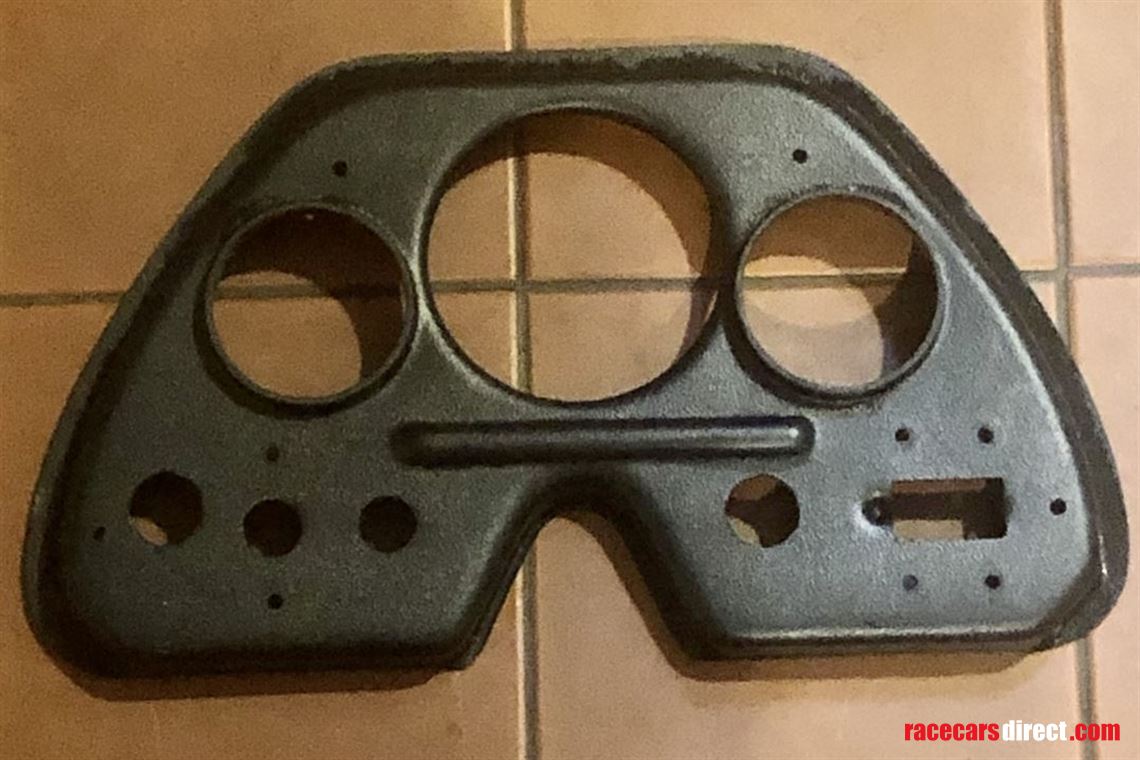 ralt-f3-bare-moulded-dashboard