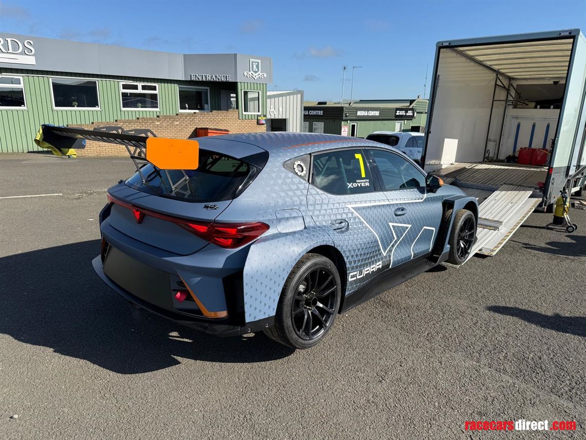 cupra-leon-vz-tcr-2025