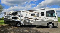 four-winds-hurricane-bunkhouse