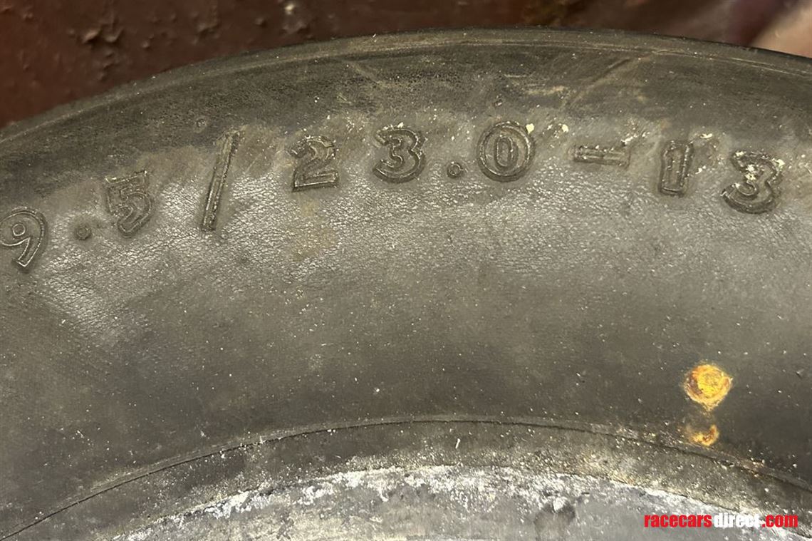 goodyear-histroc-f1-tyres-show-car-use-only