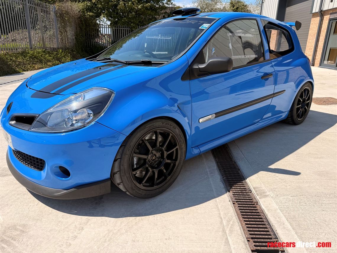 renault-clio-cup-roadtrack-car-500bhp