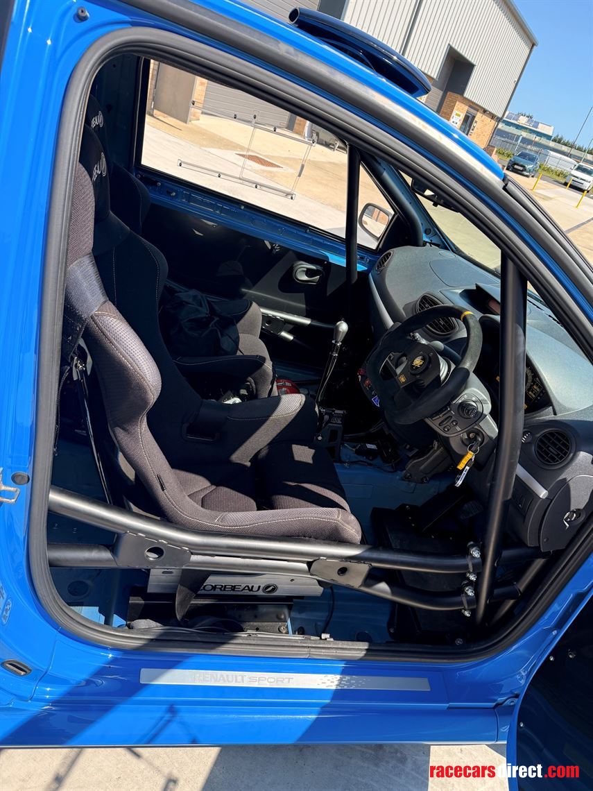 renault-clio-cup-roadtrack-car-500bhp