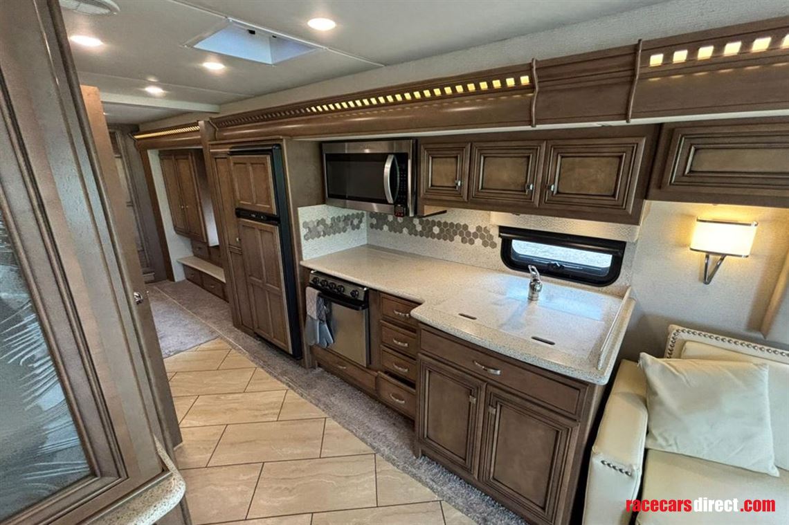 newmar-baystar-american-motorhome