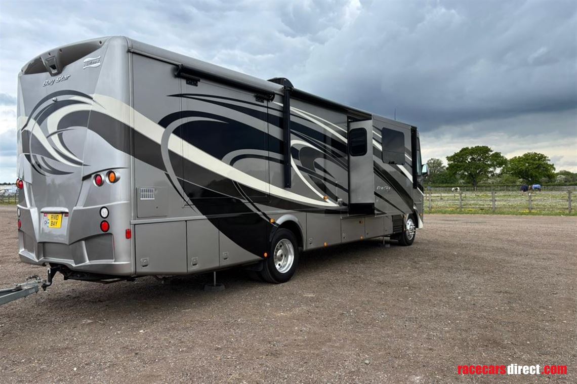 newmar-baystar-american-motorhome