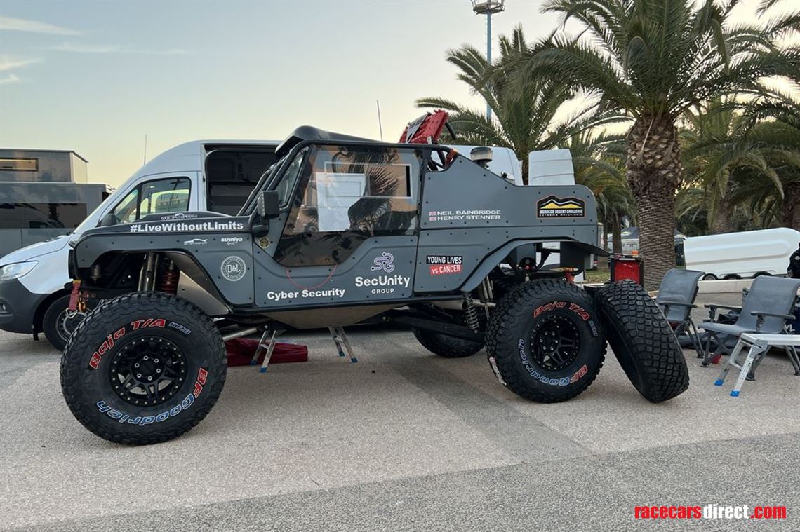 rally-land-rover-defender-desert-raceoff-road