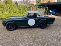 1964-triumph-tr4-fia-race-car