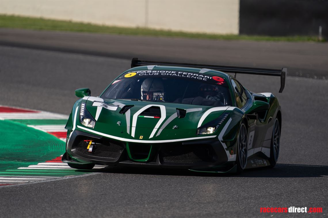 2020-ferrari-488-challenge-evo