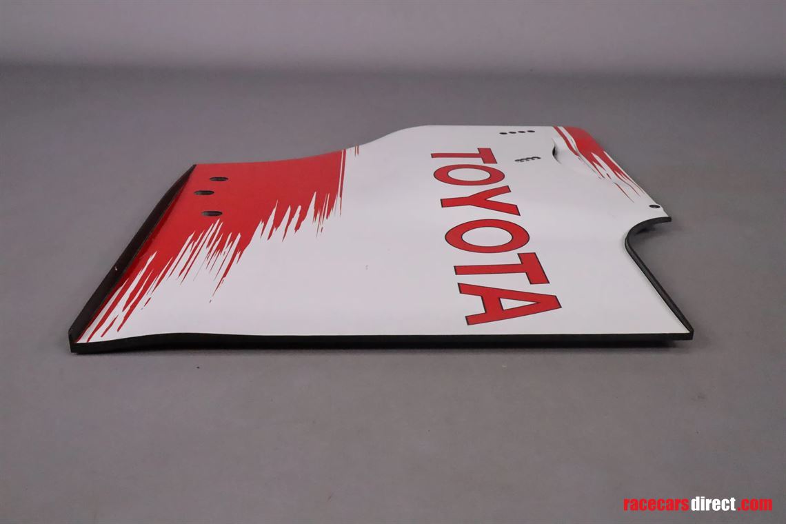 toyota-tf108-2008-formula-1-endplate