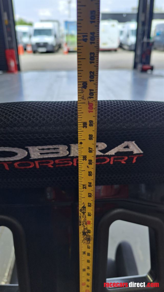 fia-cobra-race-seat