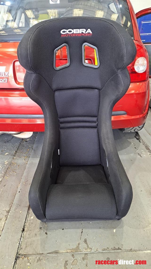 fia-cobra-race-seat