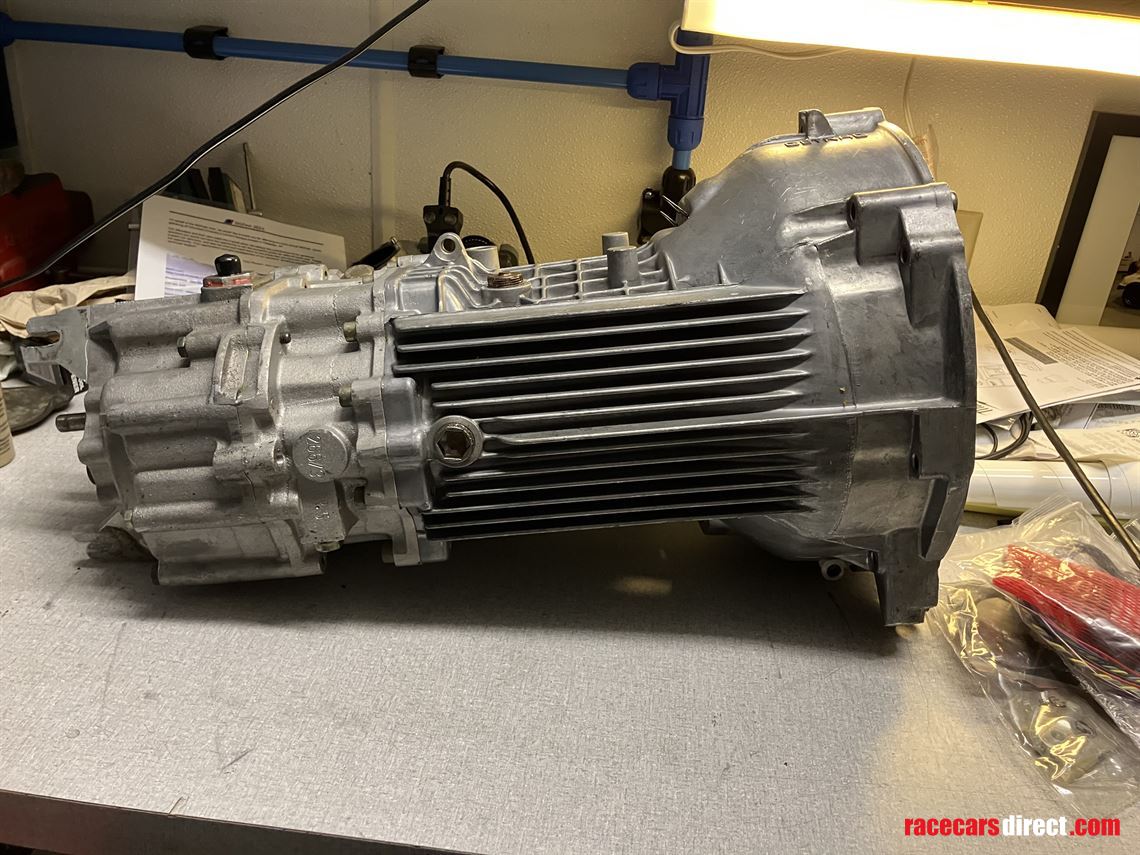 bmw-e30-m3-dtm-6-speed-gearbox
