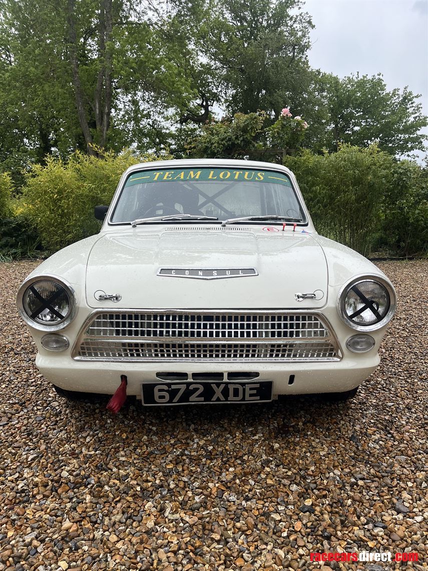 ford-lotus-cortina-mk1-race-car